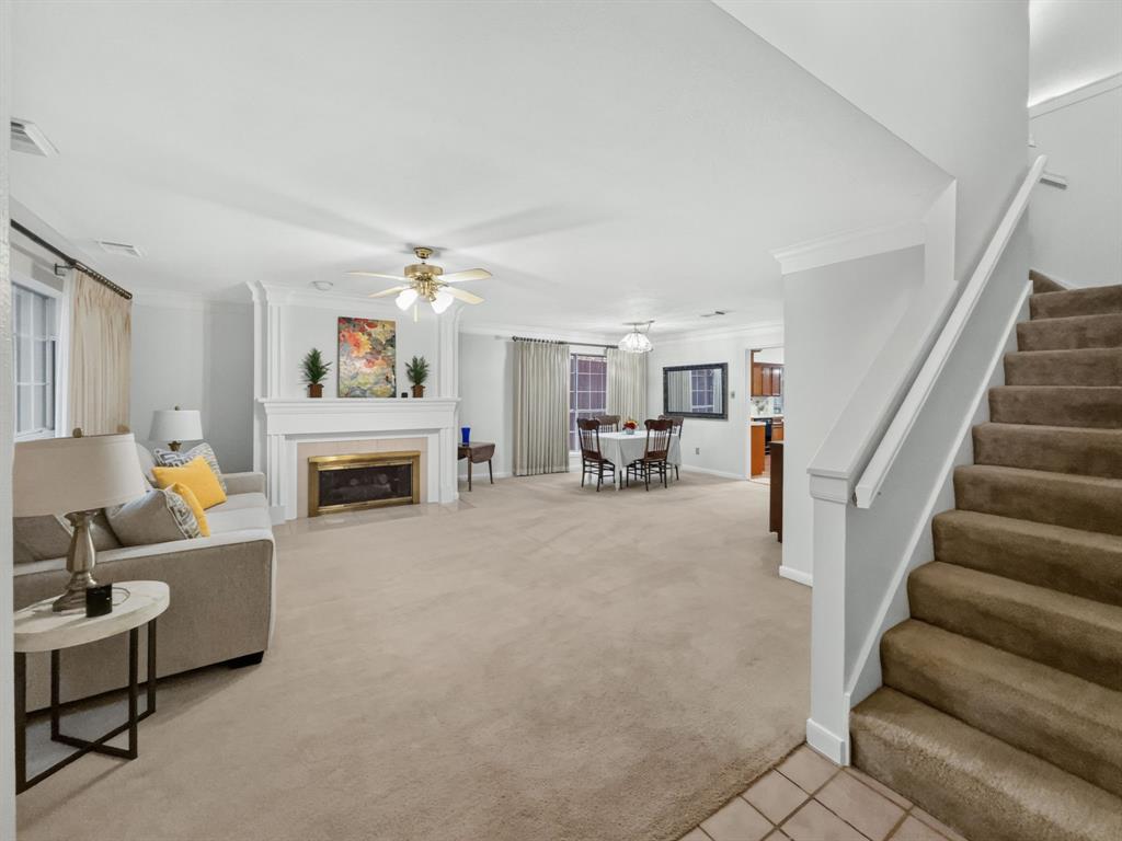 2116 Cannes Drive Property Photo 6