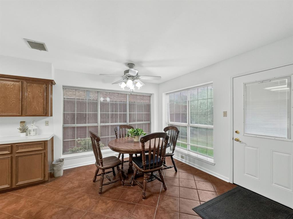 2116 Cannes Drive Property Photo 10