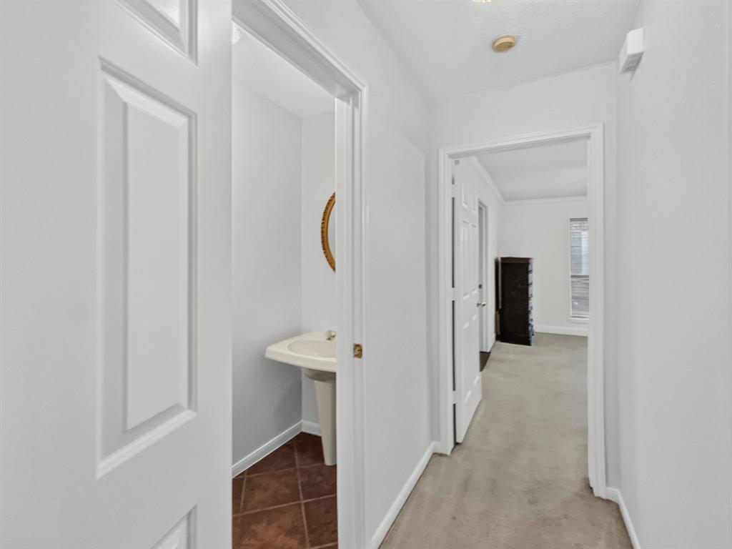 2116 Cannes Drive Property Photo 12