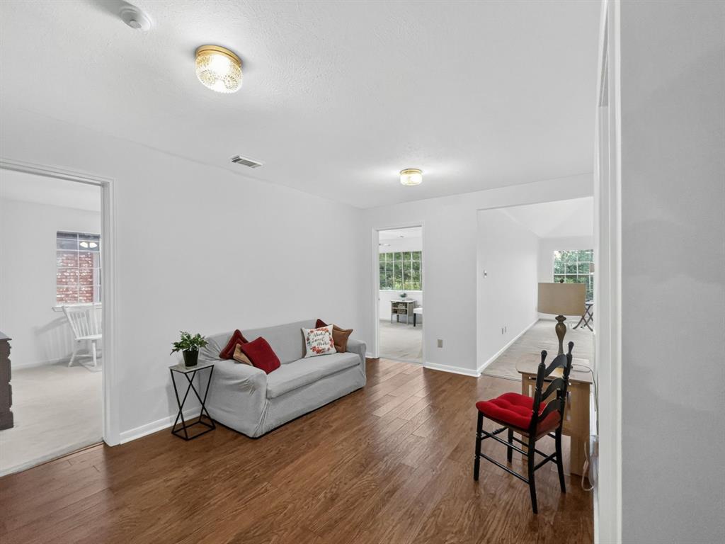 2116 Cannes Drive Property Photo 17