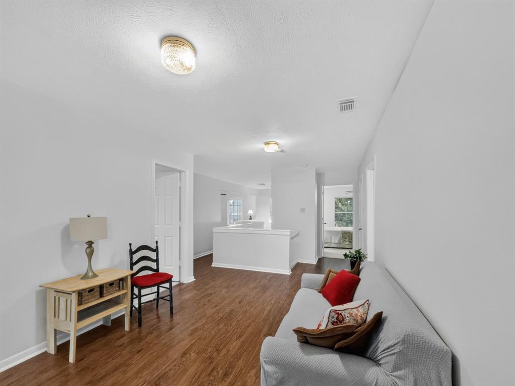2116 Cannes Drive Property Photo 19