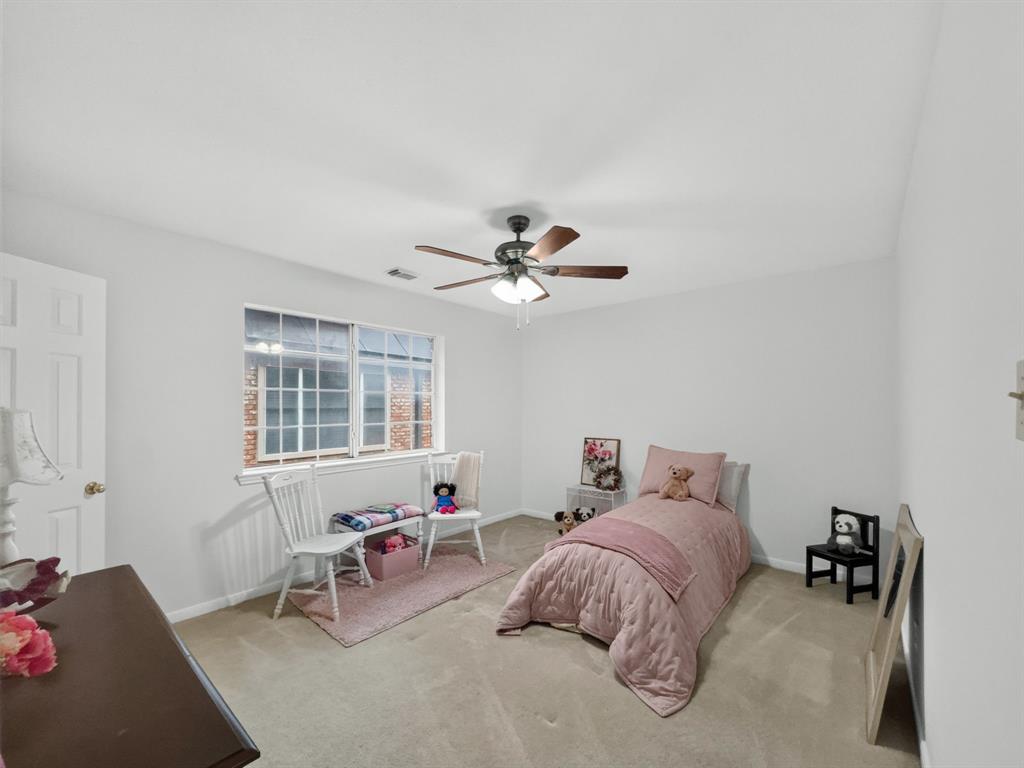 2116 Cannes Drive Property Photo 21