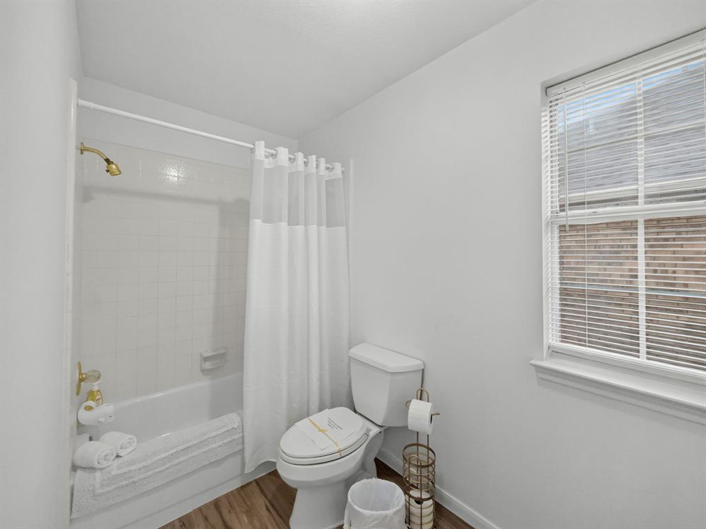 2116 Cannes Drive Property Photo 25
