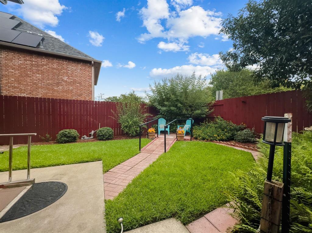 2116 Cannes Drive Property Photo 28
