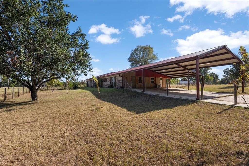 5015 726 Property Photo 3