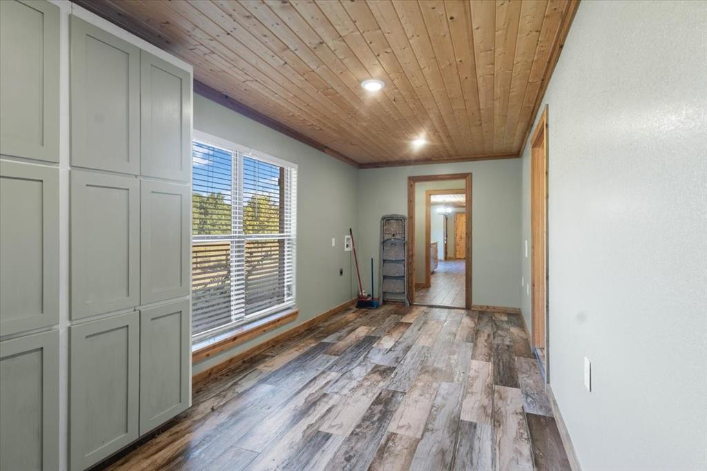 5015 726 Property Photo 23