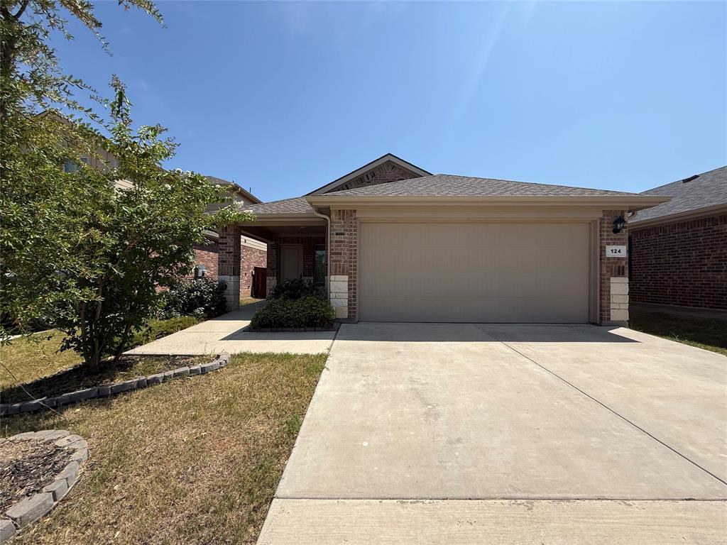 124 Greengate Drive Property Photo 1