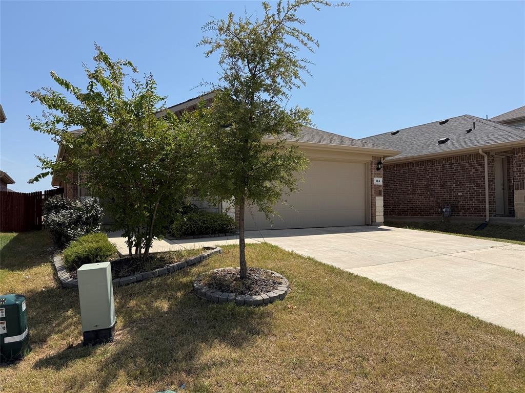 124 Greengate Drive Property Photo 4