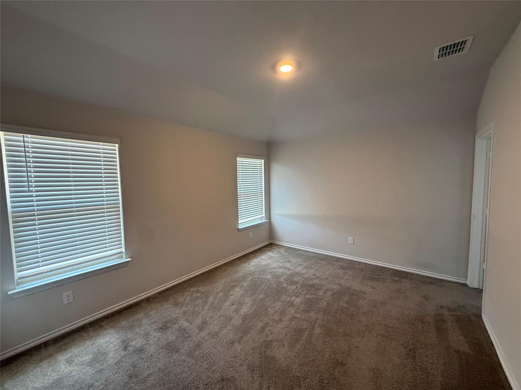 124 Greengate Drive Property Photo 15