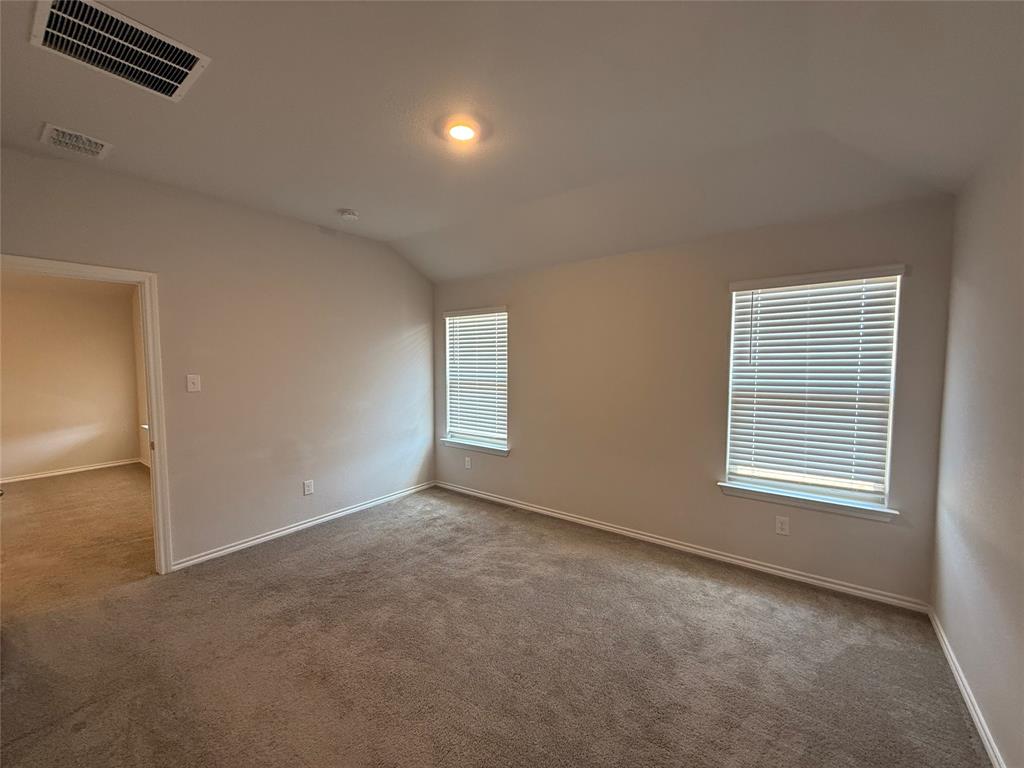 124 Greengate Drive Property Photo 16