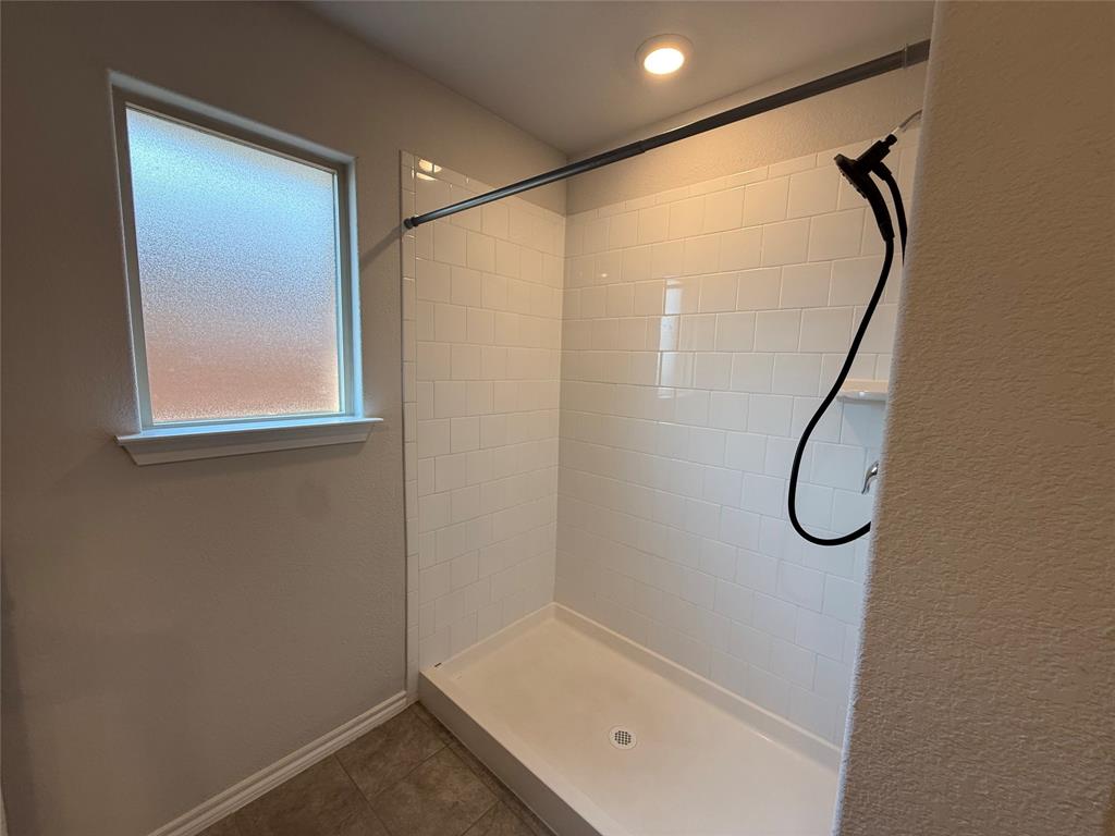 124 Greengate Drive Property Photo 18