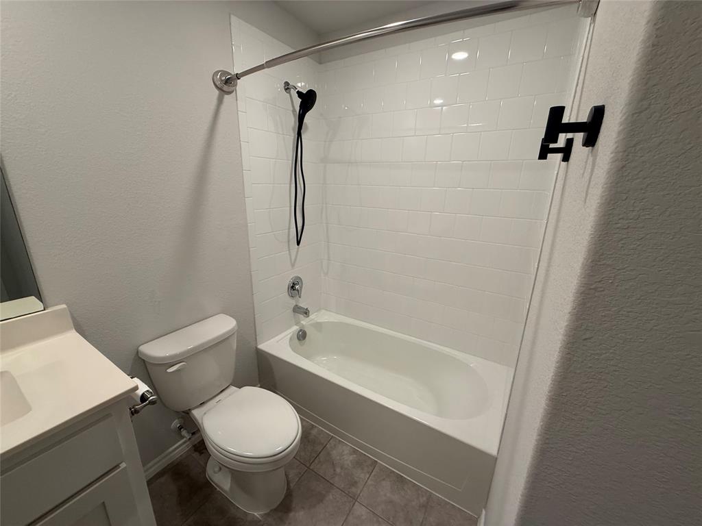 124 Greengate Drive Property Photo 25