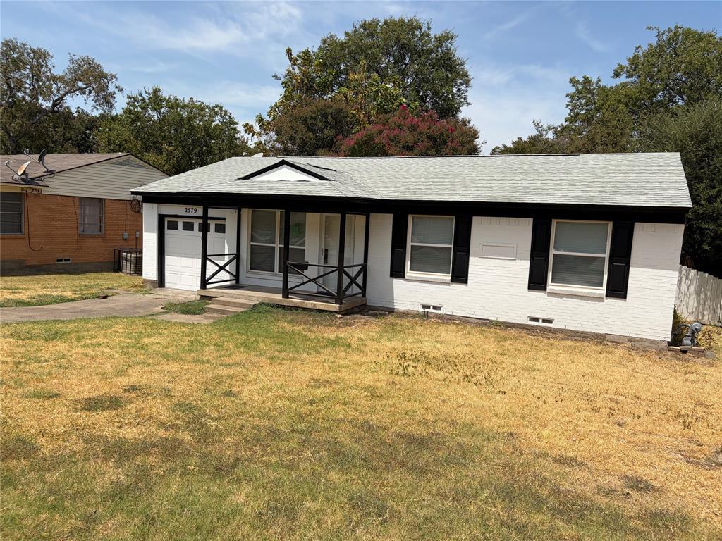 2579 Springvale Drive Property Photo 1
