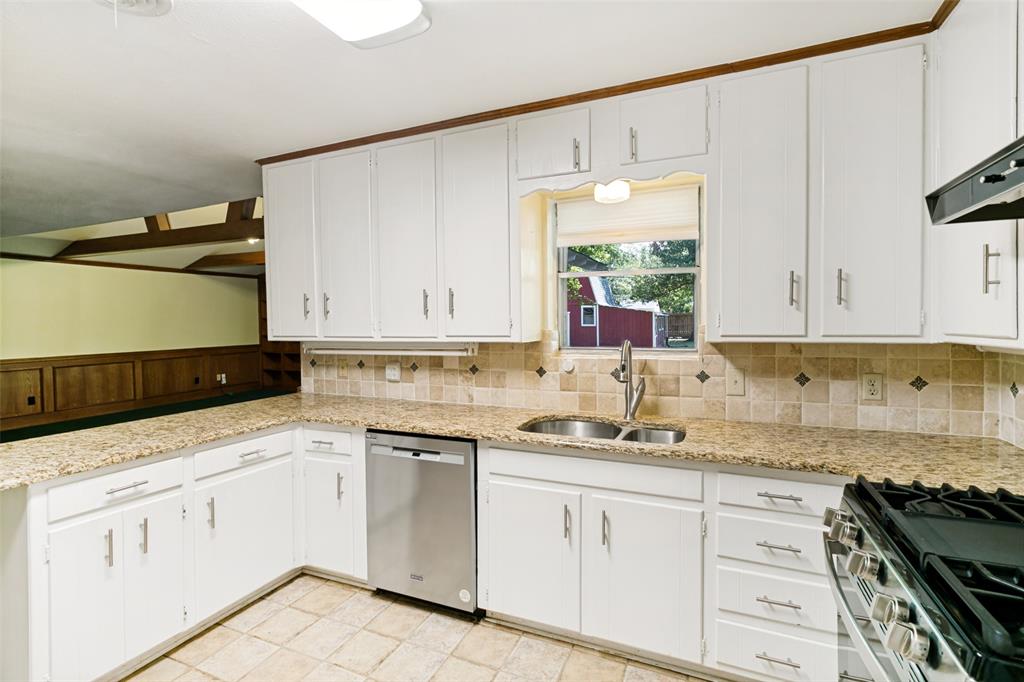 4708 Cummings Drive Property Photo 5