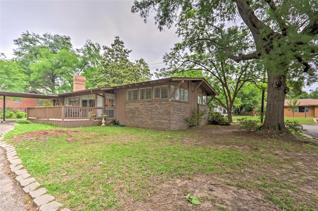 306 E Pine Property Photo 37
