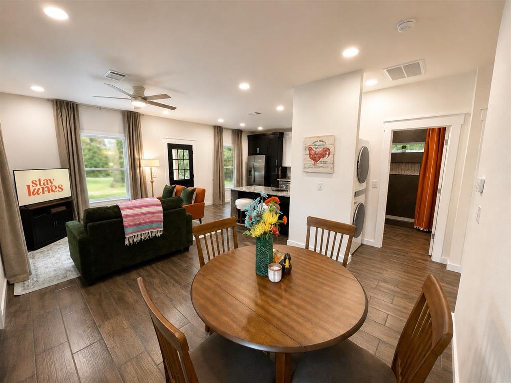 951 S Trade Days Boulevard Property Photo 4