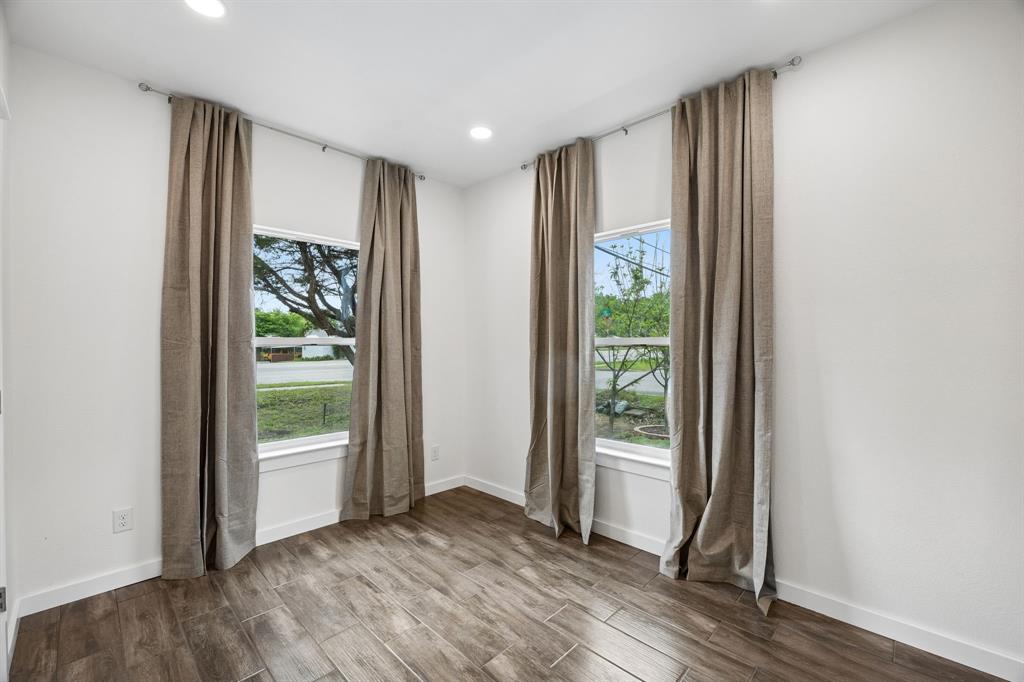 951 S Trade Days Boulevard Property Photo 25