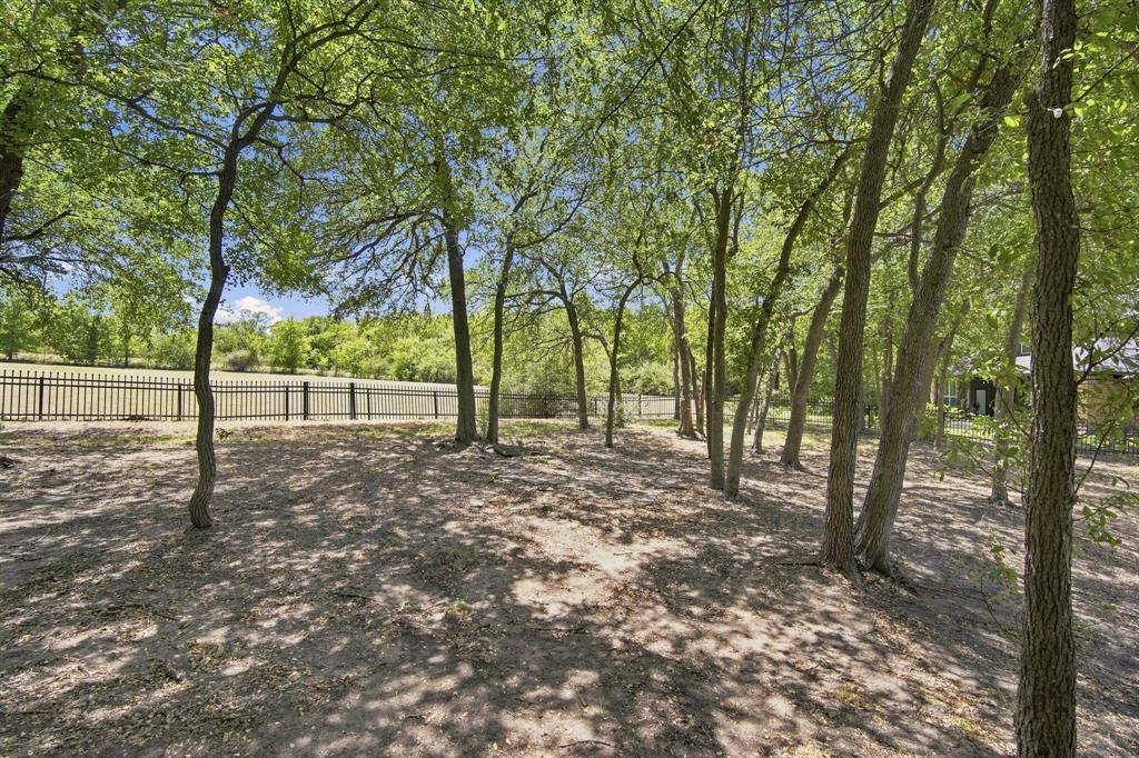 1207 Oak Creek Drive Property Photo 37