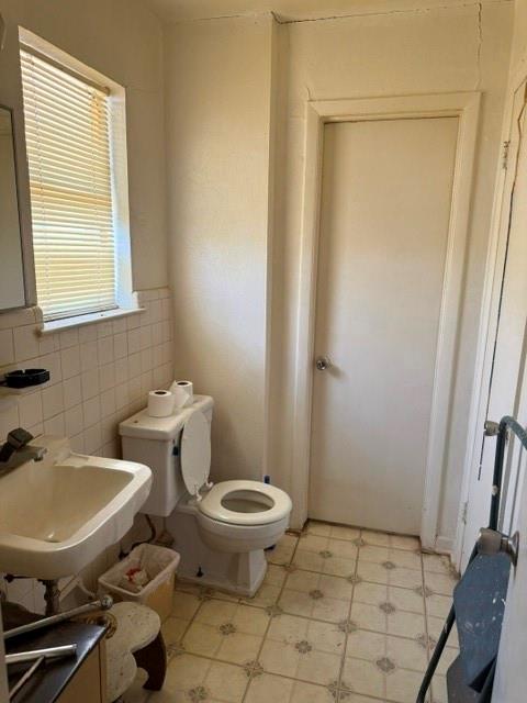 2415 Whit Drive Property Photo 13