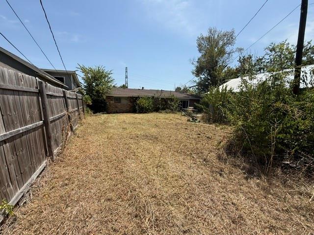 2415 Whit Drive Property Photo 18