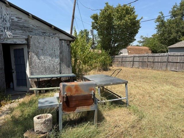 2415 Whit Drive Property Photo 20