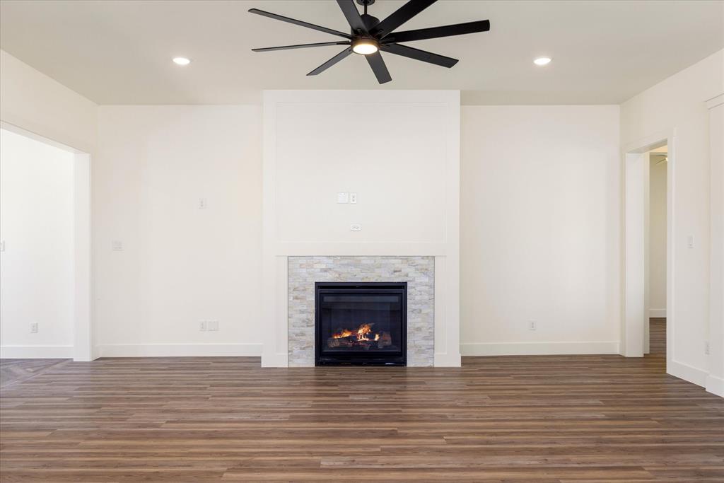 2119 Middlewood Circle Property Photo 6