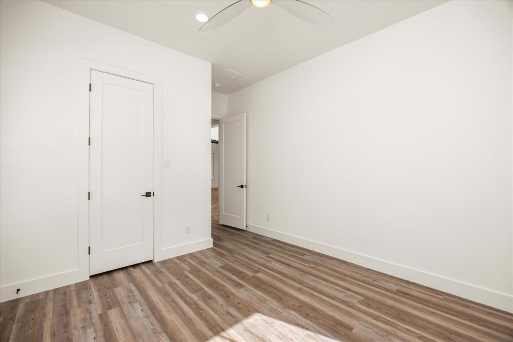 2119 Middlewood Circle Property Photo 25