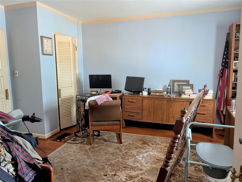 215 N Rivercrest Drive Property Photo 19