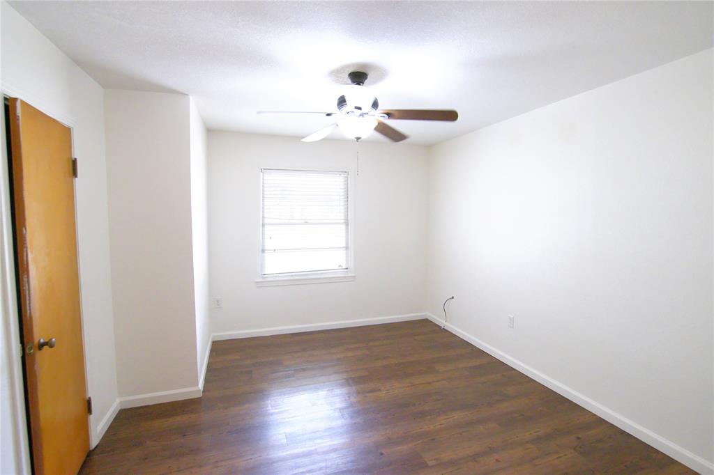 101 Easy Street Property Photo 14