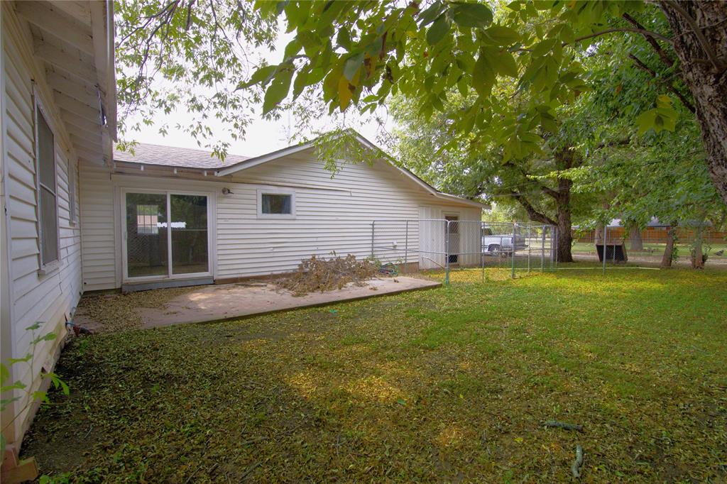 101 Easy Street Property Photo 17