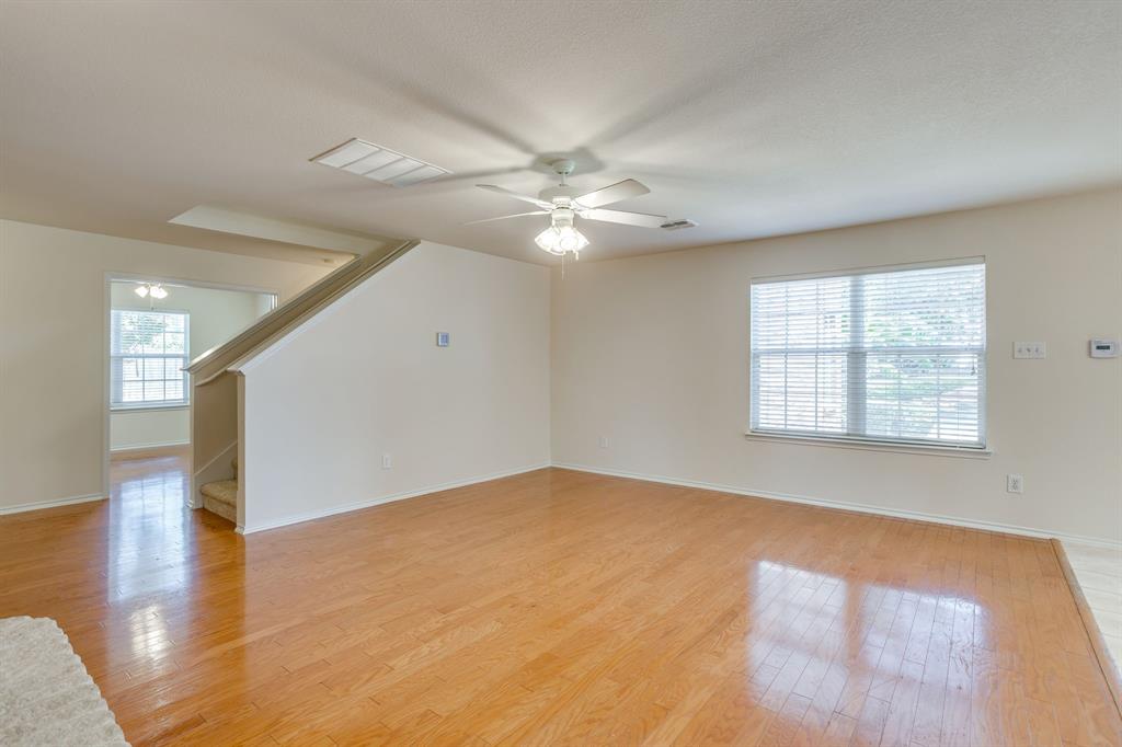 4205 Bayside Court Property Photo 8