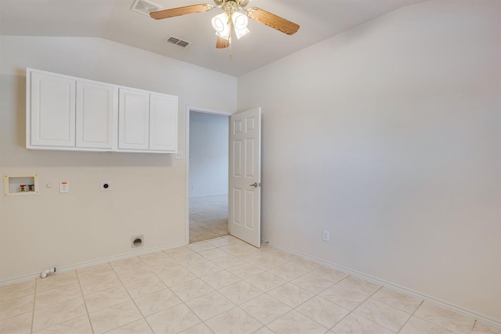 4205 Bayside Court Property Photo 18