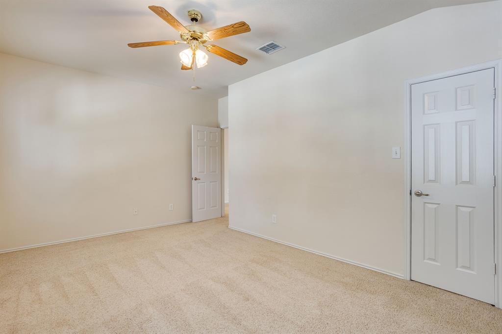 4205 Bayside Court Property Photo 19