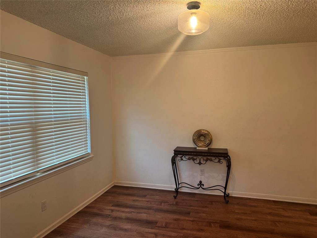 2108 Barron Lane Property Photo 14