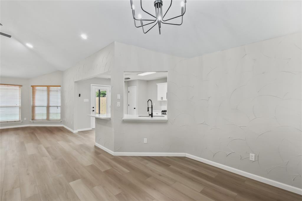 2103 Stein Way Property Photo 14