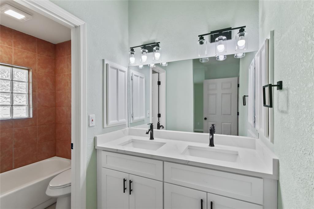 2103 Stein Way Property Photo 21