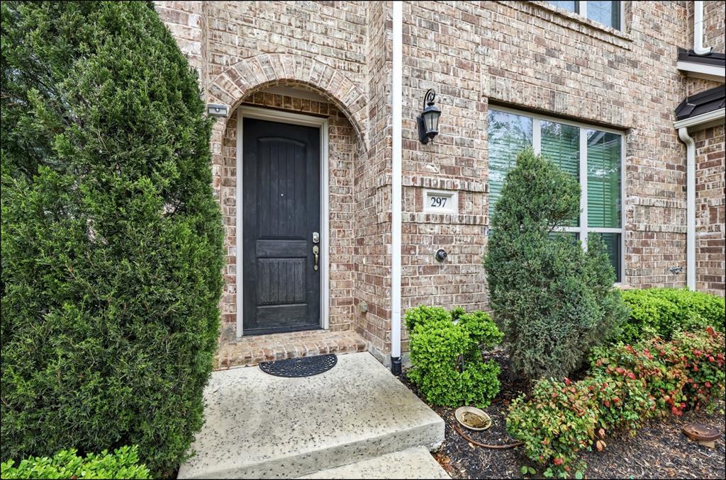 297 Scotia Street Property Photo 3