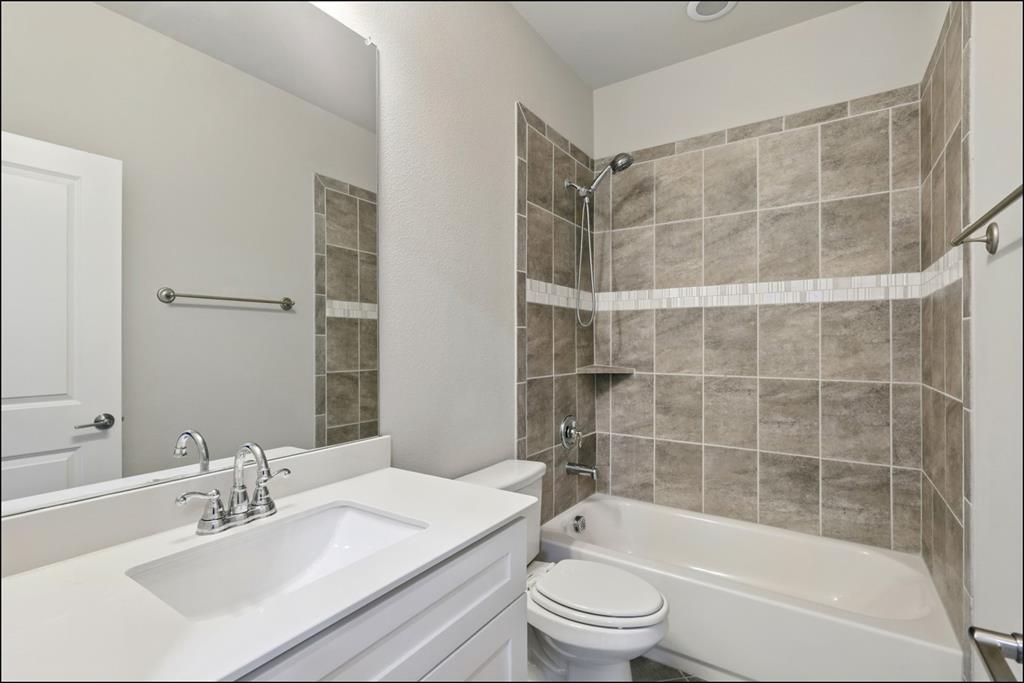297 Scotia Street Property Photo 7