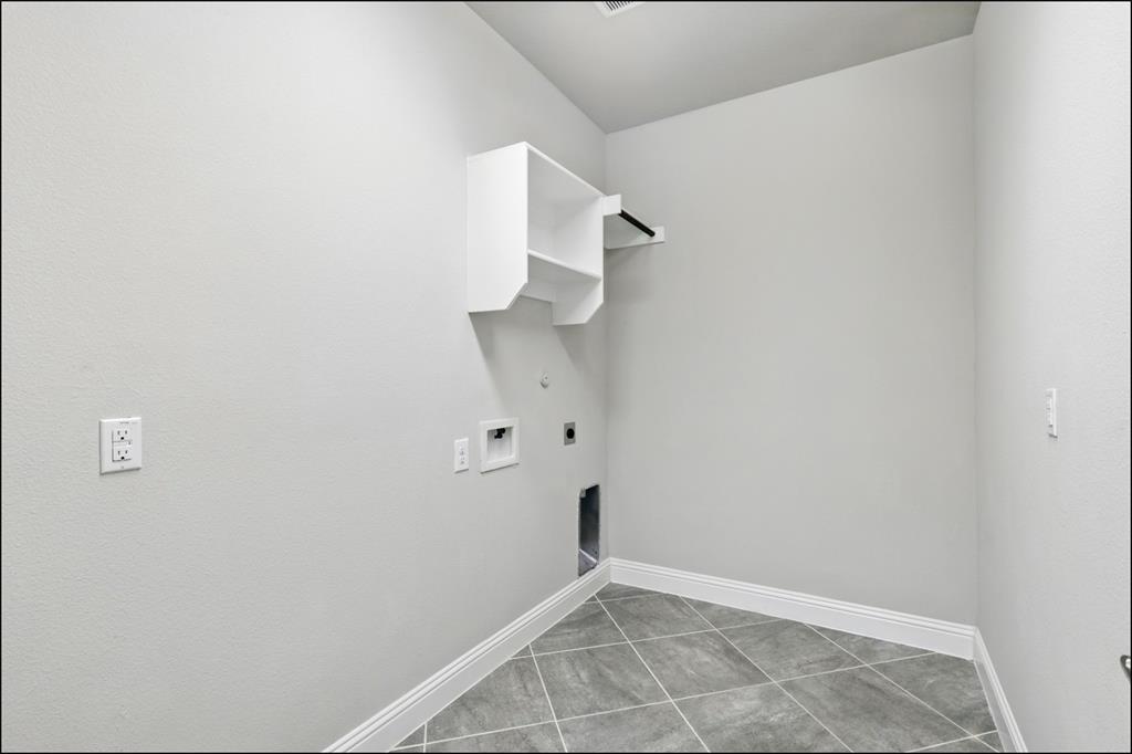 297 Scotia Street Property Photo 8