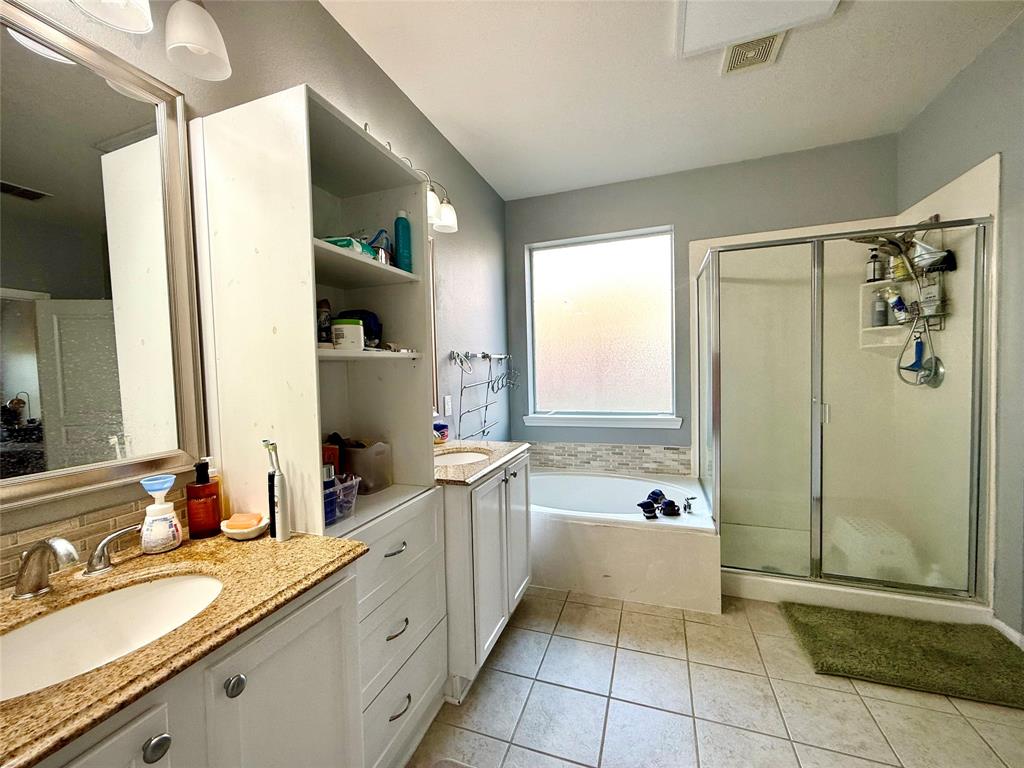 7704 Val Verde Drive Property Photo 11