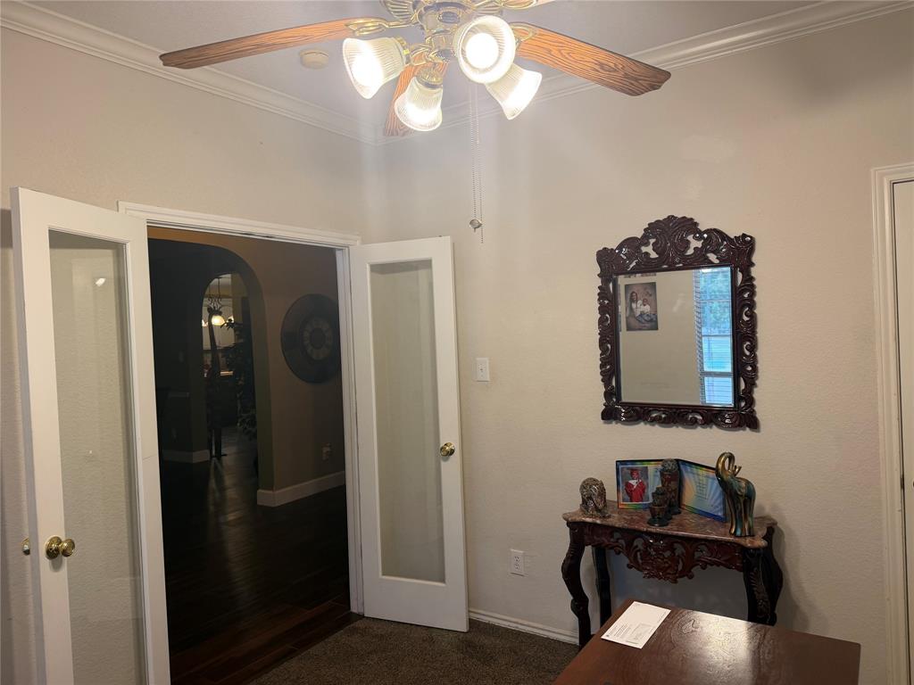 311 Holly Leaf Trail Property Photo 4