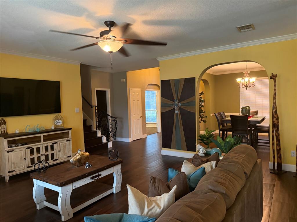311 Holly Leaf Trail Property Photo 7