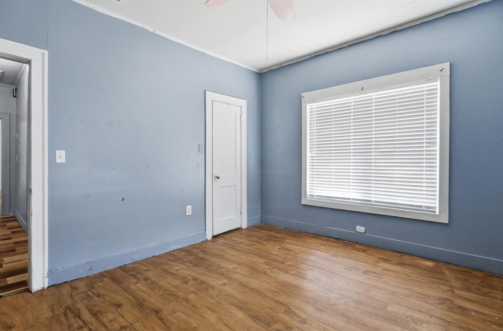 506 E Longview Street Property Photo 15