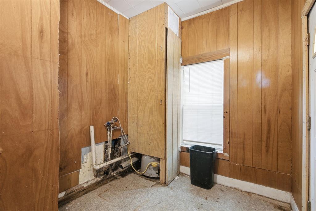 506 E Longview Street Property Photo 22