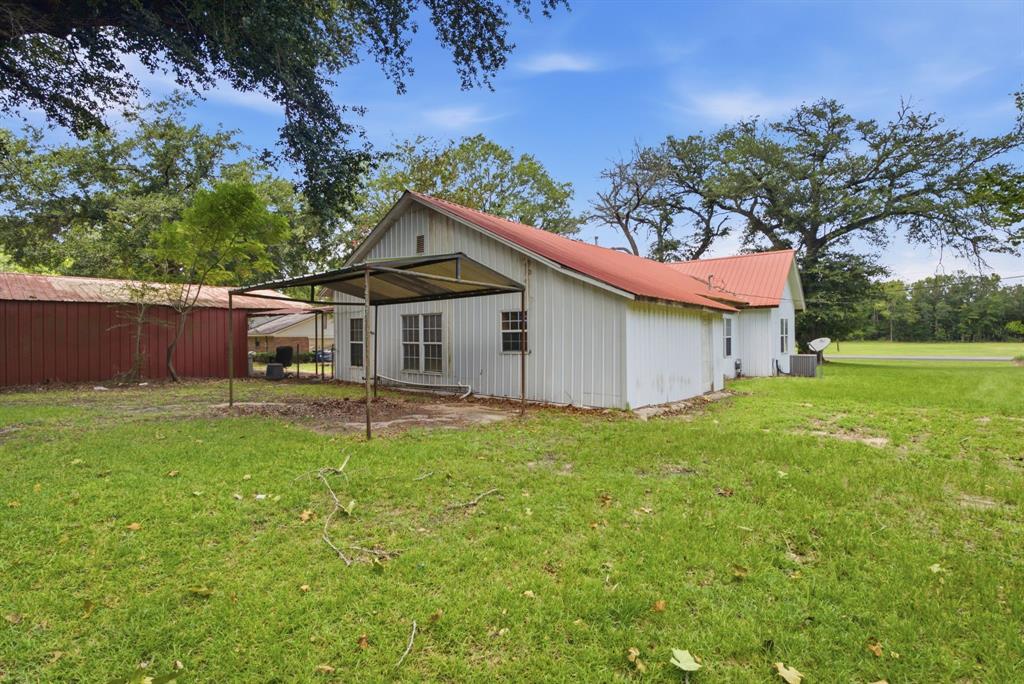 506 E Longview Street Property Photo 23
