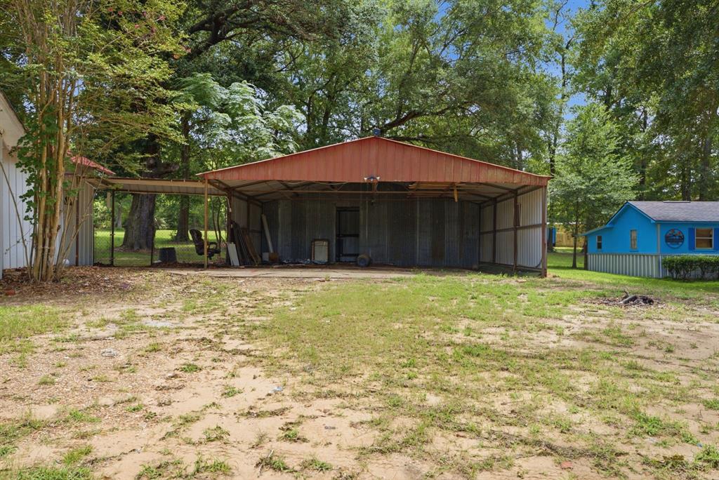 506 E Longview Street Property Photo 24
