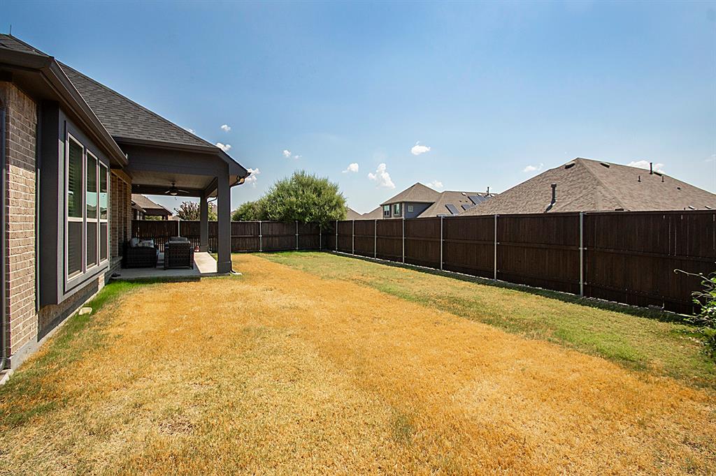 1420 Stoneleigh Place Property Photo 24