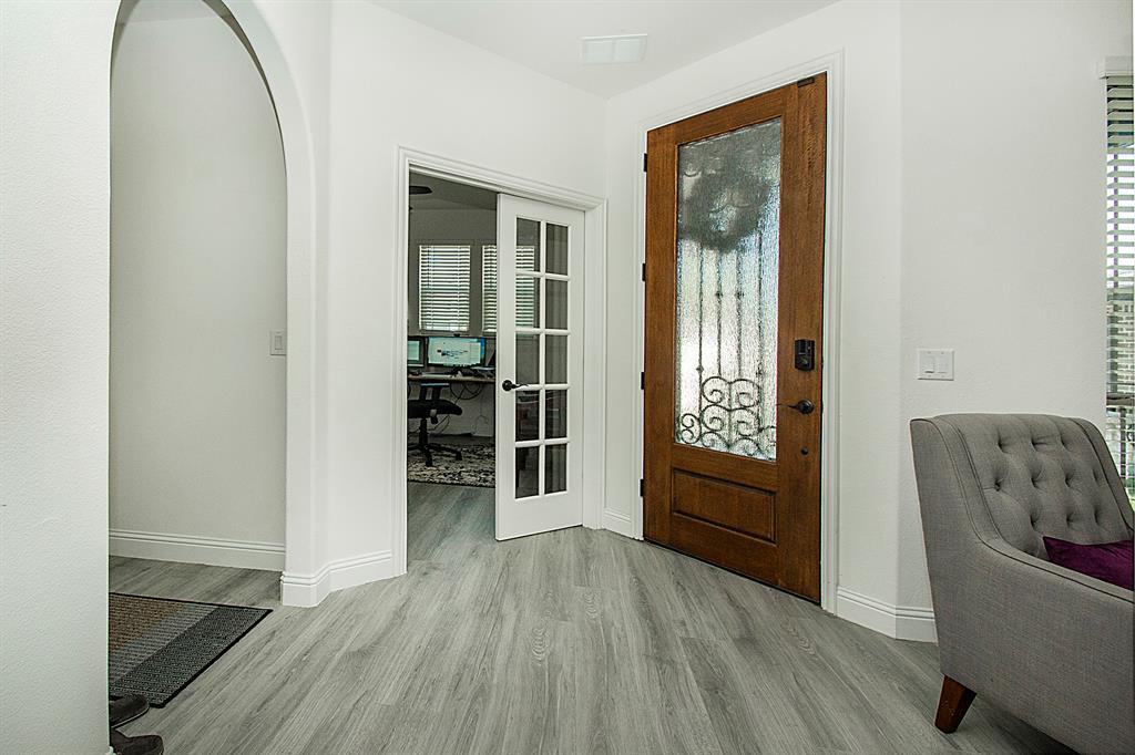 1420 Stoneleigh Place Property Photo 33
