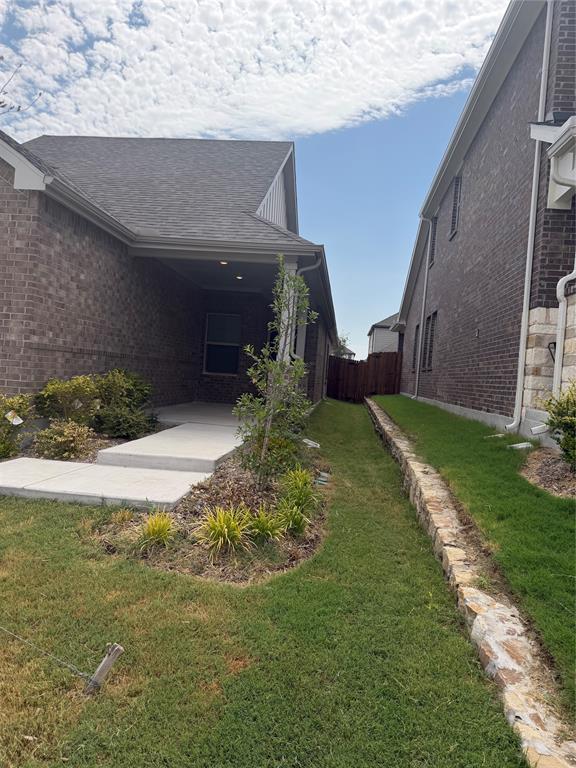 801 Leavenworth Drive Property Photo 2