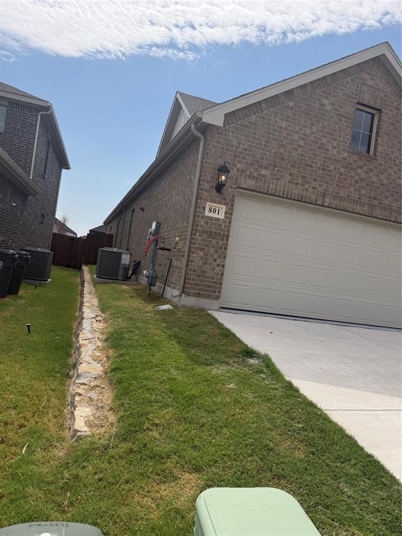 801 Leavenworth Drive Property Photo 4